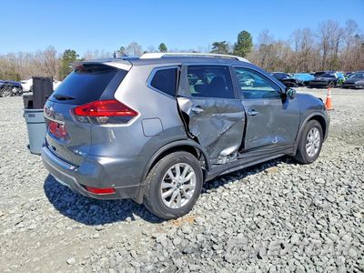 Trzecie zdjęcie samochodu z tyłu: 2017 NISSAN ROGUE SV VIN:KNMAT2MV4HP597721 - miniatura