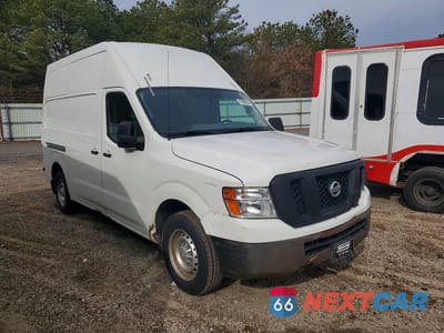 Czwarte zdjęcie samochodu z boku: 2018 NISSAN NV2500 DELIVERY VAN VIN:1N6BF0LY0JN818290 - miniatura