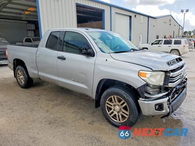 Czwarte zdjęcie samochodu z boku: 2016 TOYOTA TUNDRA SR5 VIN:5TFRM5F19GX109289 - miniatura