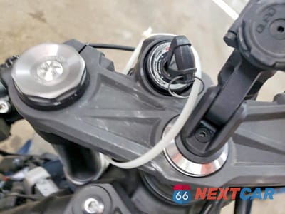 Zdjęcie 8 z 9 samochodu: 2023 KAWASAKI ZX636 K VIN:JKBZXJH13PA017620 - miniatura