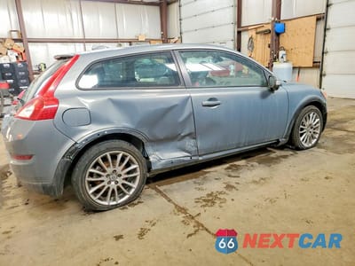 Trzecie zdjęcie samochodu z tyłu: 2012 VOLVO C30 T5 VIN:YV1672MK7C2285148 - miniatura