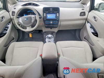 Zdjęcie 8 z 12 samochodu: 2012 NISSAN LEAF SV VIN:JN1AZ0CP1CT023831 - miniatura