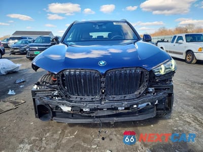 Piąte zdjęcie samochodu w środku: 2025 BMW X5 XDRIVE50E VIN:5UX43EU06S9Z02293 - miniatura