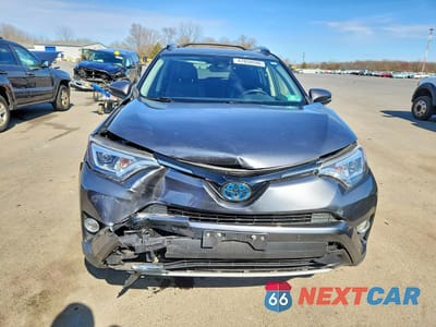 Piąte zdjęcie samochodu w środku: 2016 TOYOTA RAV4 HYBRID LIMITED VIN:JTMDJREV4GD020228 - miniatura