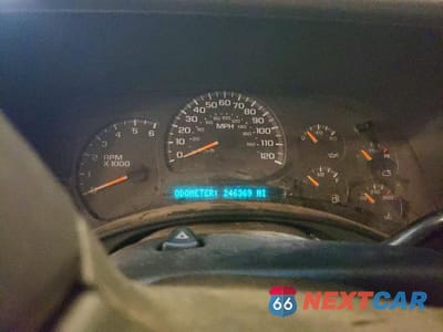 Zdjęcie 9 z 11 samochodu: 2005 GMC NEW SIERRA K1500 VIN:2GTEK19B951213308 - miniatura