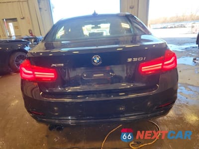 Zdjęcie 6 z 11 samochodu: 2017 BMW 330 XI VIN:WBA8D9G36HNU61484 - miniatura