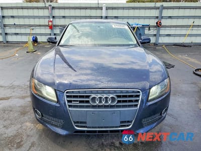 Piąte zdjęcie samochodu w środku: 2010 AUDI A5 PREMIUM VIN:WAUCFAFR9AA072623 - miniatura