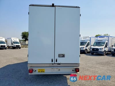 Zdjęcie 6 z 13 samochodu: 2020 FORD TRANSIT DELIVERY TRUCK VIN:1FDBW5Z86LKA83399 - miniatura
