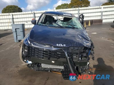 Piąte zdjęcie samochodu w środku: 2026 KIA SPORTAGE EX VIN:5XYK33DF7TG395972 - miniatura