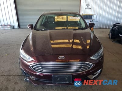 Piąte zdjęcie samochodu w środku: 2017 FORD FUSION SE VIN:3FA6P0H96HR277794 - miniatura