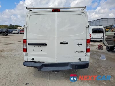 Zdjęcie 6 z 12 samochodu: 2017 NISSAN NV 1500 S VIN:1N6BF0KY7HN810294 - miniatura
