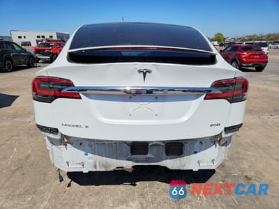 Zdjęcie 6 z 12 samochodu: 2016 TESLA MODEL X VIN:5YJXCBE26GF021314 - miniatura