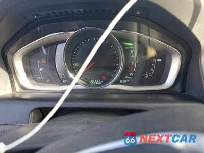 Zdjęcie 9 z 11 samochodu: 2016 VOLVO XC60 T5 PREMIER VIN:YV4612RK6G2796367 - miniatura