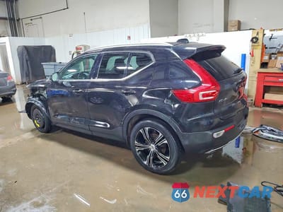 Drugie zdjęcie samochodu z przodu: 2020 VOLVO XC40 T5 INSCRIPTION VIN:YV4162ULXL2264965 - miniatura