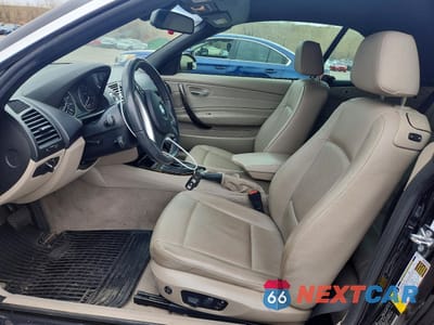 Zdjęcie 7 z 12 samochodu: 2008 BMW 135 I VIN:WBAUN93528VF56596 - miniatura