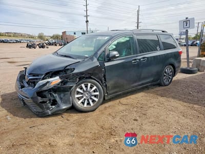 2019 TOYOTA SIENNA LIMITED PREMIUM 7-PASSENGER 5TDDZ3DC4KS223803 - główne zdjęcie licytacji z USA - miniatura