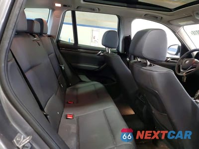 Zdjęcie 11 z 12 samochodu: 2017 BMW X3 SDRIVE28I VIN:5UXWZ7C31H0V92677 - miniatura