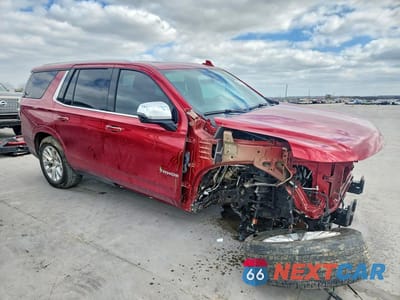 Czwarte zdjęcie samochodu z boku: 2024 CHEV TAHOE PREMIER VIN:1GNSKSKT0RR366689 - miniatura