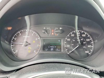 Zdjęcie 9 z 12 samochodu: 2015 NISSAN SENTRA S VIN:3N1AB7AP1FY309903 - miniatura