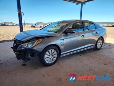 2017 HYUNDAI SONATA HYBRID SE KMHE24L35HA071077 - główne zdjęcie licytacji z USA - miniatura