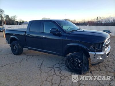 Czwarte zdjęcie samochodu z boku: 2017 RAM 2500 SLT VIN:3C6UR5DL2HG630495 - miniatura