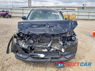 Piąte zdjęcie samochodu w środku: 2017 MAZDA CX-5 TOURING VIN:JM3KFACL1H0192647 - miniatura