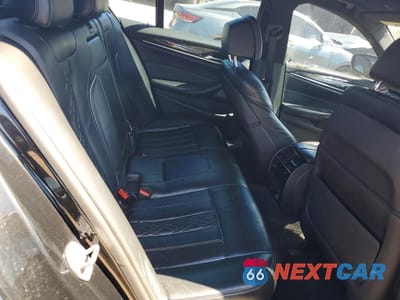 Zdjęcie 10 z 12 samochodu: 2018 BMW M550XI VIN:WBAJB9C58JG463682 - miniatura