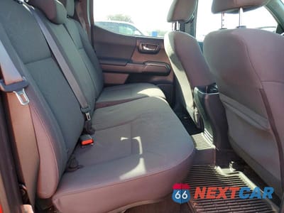 Zdjęcie 10 z 11 samochodu: 2018 TOYOTA TACOMA TRD SPORT VIN:3TMCZ5AN5JM158603 - miniatura