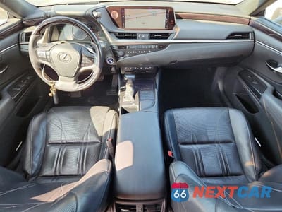 Zdjęcie 8 z 11 samochodu: 2019 LEXUS ES 300H LUXURY VIN:58AB21B13KU004297 - miniatura