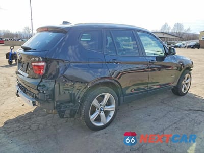 Trzecie zdjęcie samochodu z tyłu: 2017 BMW X3 XDRIVE28I VIN:5UXWX9C54H0T06694 - miniatura