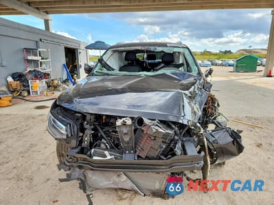 Piąte zdjęcie samochodu w środku: 2024 VOLKSWAGEN TIGUAN WOLFSBURG VIN:3VV6B7AX4RM215563 - miniatura