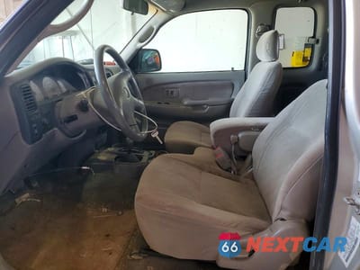 Zdjęcie 7 z 12 samochodu: 2004 TOYOTA TACOMA V6 VIN:5TEWN72N74Z374155 - miniatura