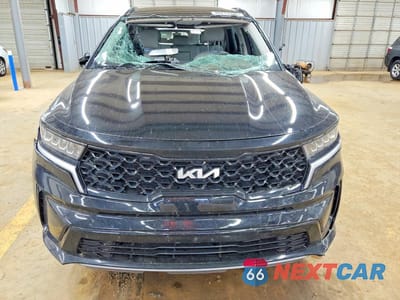 Piąte zdjęcie samochodu w środku: 2023 KIA SORENTO S VIN:5XYRL4LC0PG247079 - miniatura