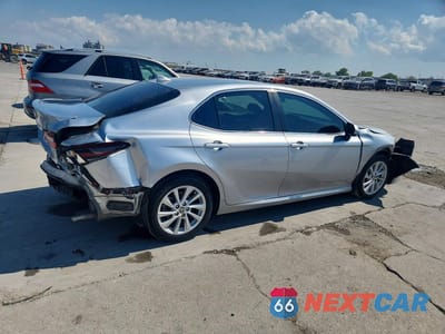 Trzecie zdjęcie samochodu z tyłu: 2024 TOYOTA CAMRY LE VIN:4T1C11AK0RU903640 - miniatura