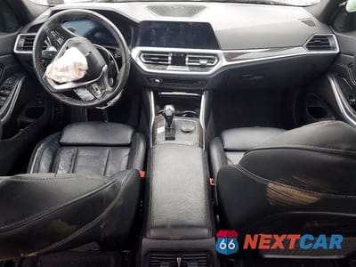 Zdjęcie 8 z 13 samochodu: 2019 BMW 330XI VIN:WBA5R7C57KFH15398 - miniatura