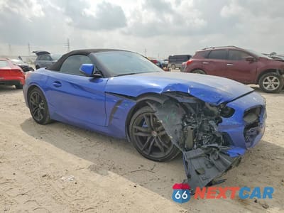 Czwarte zdjęcie samochodu z boku: 2023 BMW Z4 M40I VIN:WBAHF9C04PWY20166 - miniatura