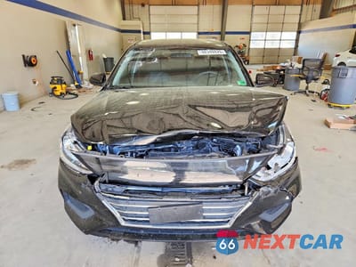 Piąte zdjęcie samochodu w środku: 2021 HYUNDAI ACCENT SE VIN:3KPC24A67ME146586 - miniatura