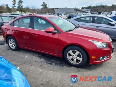 Czwarte zdjęcie samochodu z boku: 2014 CHEVROLET CRUZE LT VIN:1G1PC5SB9E7365852 - miniatura