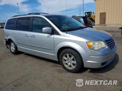 Czwarte zdjęcie samochodu z boku: 2010 CHRYSLER TOWN & COUNTRY TOURING VIN:2A4RR5D16AR249644 - miniatura