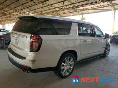 Trzecie zdjęcie samochodu z tyłu: 2023 CHEVROLET SUBURBAN K1500 HIGH COUNTRY VIN:1GNSKGKL9PR546960 - miniatura