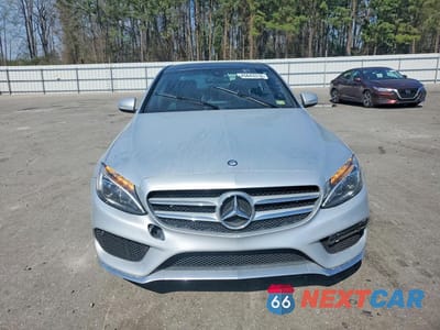 Piąte zdjęcie samochodu w środku: 2015 MERCEDES-BENZ C 400 4MATIC VIN:55SWF6GB3FU027785 - miniatura