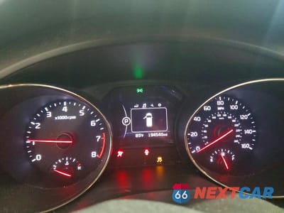 Zdjęcie 9 z 13 samochodu: 2017 KIA SEDONA LX VIN:KNDMB5C14H6329063 - miniatura