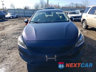 Piąte zdjęcie samochodu w środku: 2016 VOLVO S60 PREMIER VIN:YV1612TK6G2397884 - miniatura