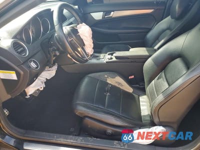 Zdjęcie 7 z 12 samochodu: 2013 MERCEDES-BENZ C 250 VIN:WDDGJ4HB0DG026531 - miniatura