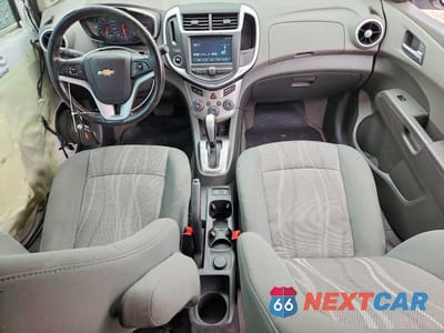 Zdjęcie 8 z 13 samochodu: 2017 CHEVROLET SONIC LT VIN:1G1JD5SH1H4155694 - miniatura