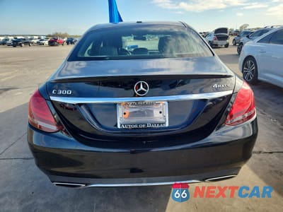 Zdjęcie 6 z 12 samochodu: 2019 MERCEDES-BENZ C 300 4MATIC VIN:55SWF8EB3KU284678 - miniatura