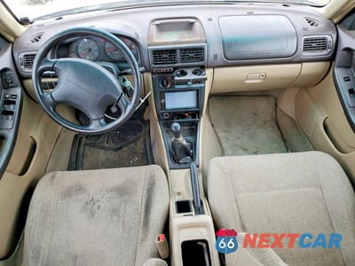 Zdjęcie 8 z 12 samochodu: 2001 SUBARU FORESTER L VIN:JF1SF63551G718904 - miniatura