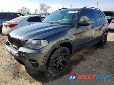 2013 BMW X5 XDRIVE35I 5UXZV4C51D0B15754 - główne zdjęcie licytacji z USA - miniatura