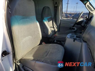 Zdjęcie 11 z 13 samochodu: 2004 FORD F550 SUPER DUTY DELIVERY VAN VIN:1FTSE34L44HA80944 - miniatura