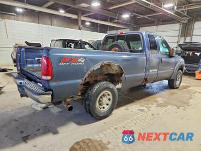 Trzecie zdjęcie samochodu z tyłu: 2004 FORD F250 SUPER DUTY VIN:1FTNX21P44EB49352 - miniatura